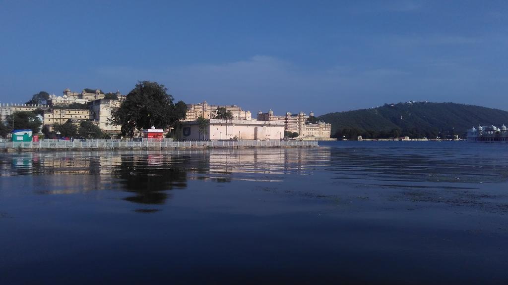 Lake Face Udaipur Esterno foto